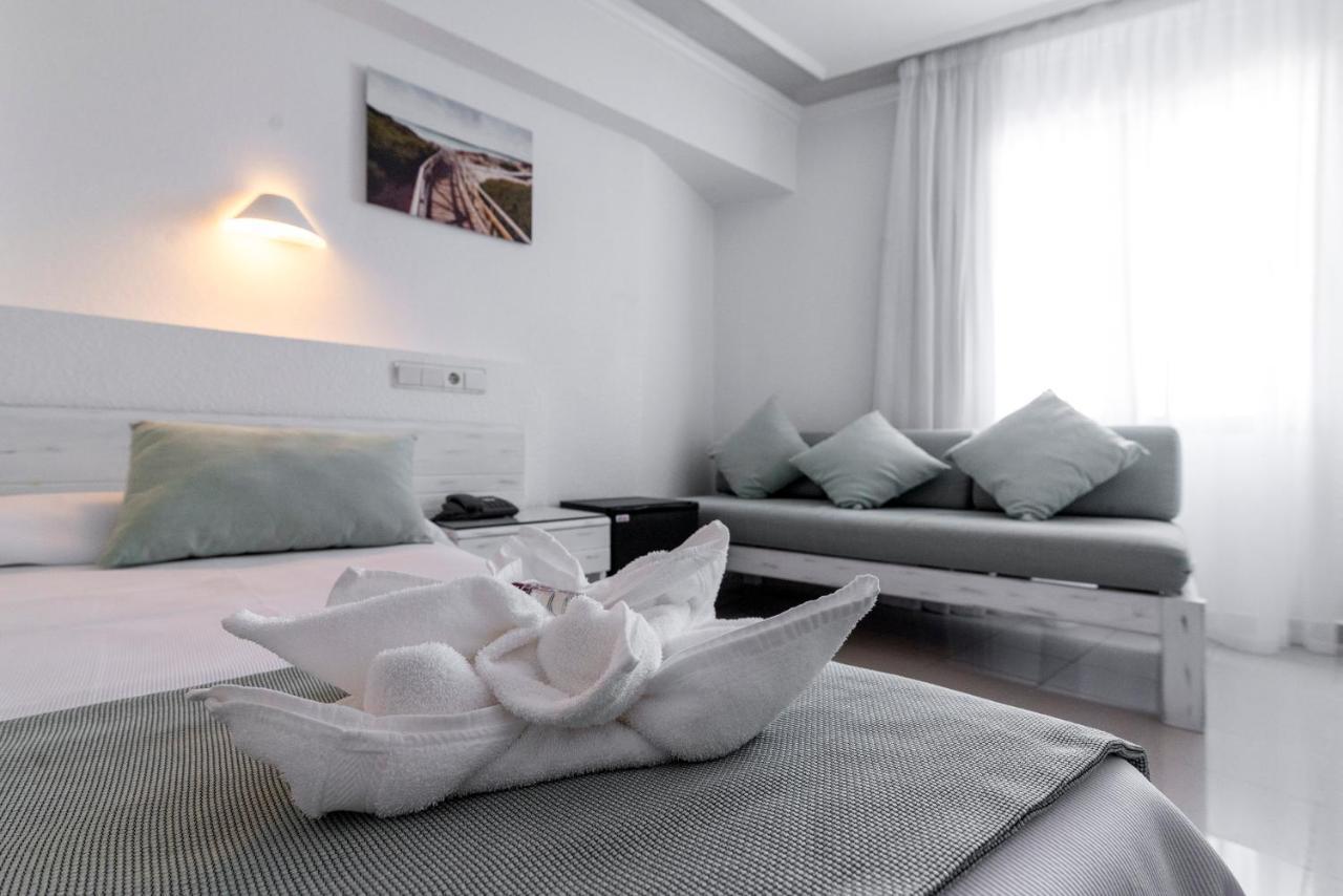 Hostal Bellavista Formentera La Savina  Zewnętrze zdjęcie